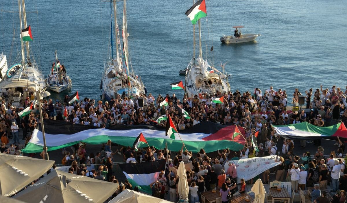 Filoya katilanlar peslerini birakmiyor polonya gemisine yapilan saldiri hakkinda bir yorum var 12850