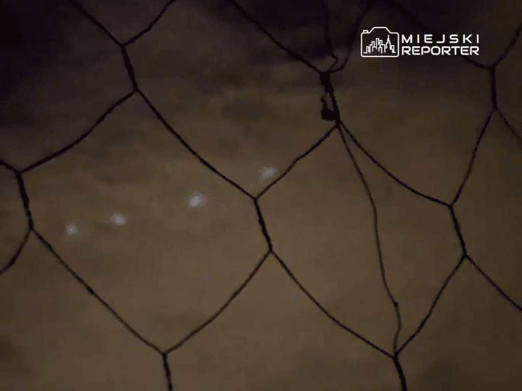 gece gokyuzunde gizemli isiklar hisar arazisindeki olayin kaynagi 11631