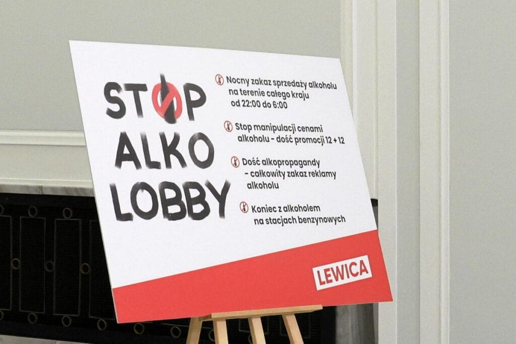 gece vakti alkol satisi yasagi tartismasi sol ulke capinda degisiklik istiyor koalisyon ortaklari saldiriya ugradi 12796