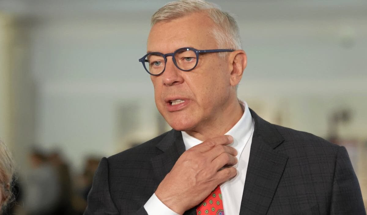 Giertych savciliga bir ihbarda bulunuyorum ziobra nin aciklamasi hakkinda 13829