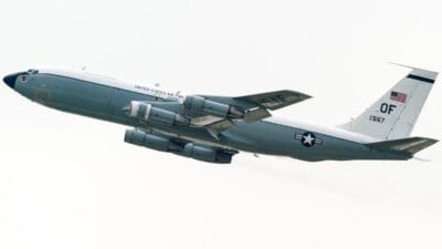 Gizemli ucak avrupa uzerinde tur atiyor nukleer silah dedektoru 9479