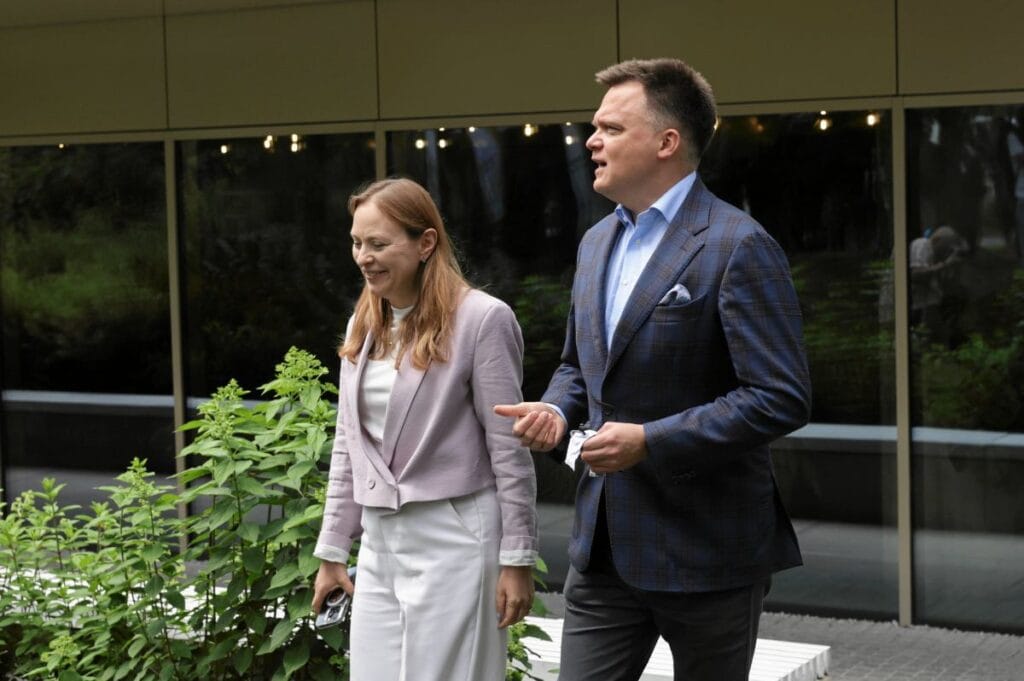 holownia onemli personel kararlari aldik polonyalilarla hesaplasma zamani yaklasiyor 13511