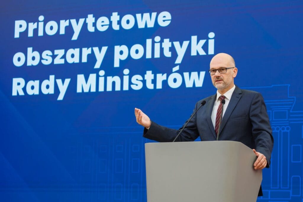 hukumet onceliklerini belirlemistir i ste dort sutun 12006