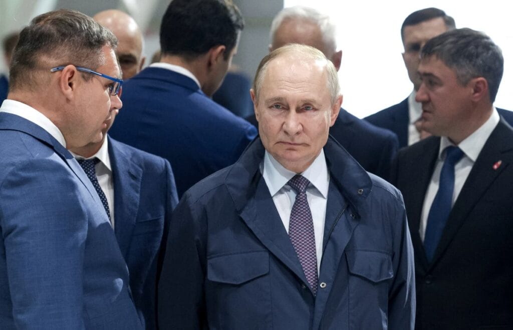 i ngiliz istihbarati dark web de rusya dan casuslar ariyor putin bizi yaniltiyor 12087