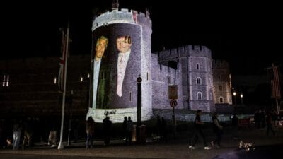 I ngiltere de trump i boyle karsiladilar polis tarafindan tutuklandilar 11640