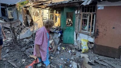 I nsani yardim ates altinda kherson yeni bir insansiz hava araci savasinda bu terordur 11736