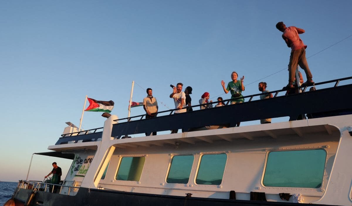 İsrail sessizliğini koruyor, filo gazze'ye doğru yola çıkıyor. Türkiye'den şaşırtıcı hamle 1 I srail sessizligini koruyor filo gazze ye dogru yola cikiyor turkiye den sasirtici hamle 13910