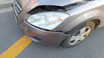 I talya da iki arac carpisti ehliyeti iptal edilen gana vatandasi adam gozaltina alindi 11424