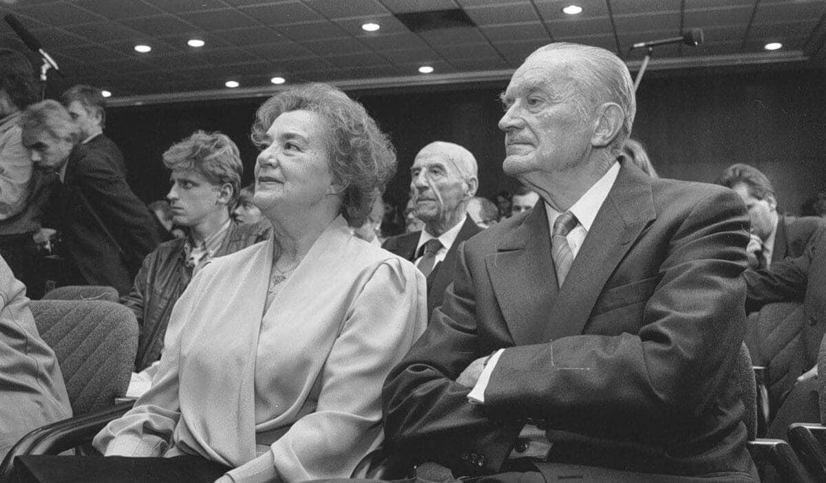 Jaroszewicz'in öldürülmesiyle ilgili dava geri dönüyor. Savcılık bir karar verdi 1 Jaroszewicz w in oldurulmesiyle ilgili dava geri donuyor savcilik bir karar verdi 8349