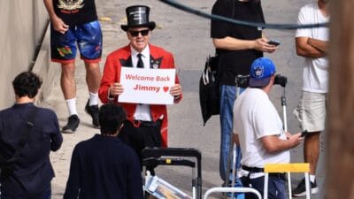 Jimmy kimmel tekrar yayinda tartismalarin ardindan duygusal konusma 12799