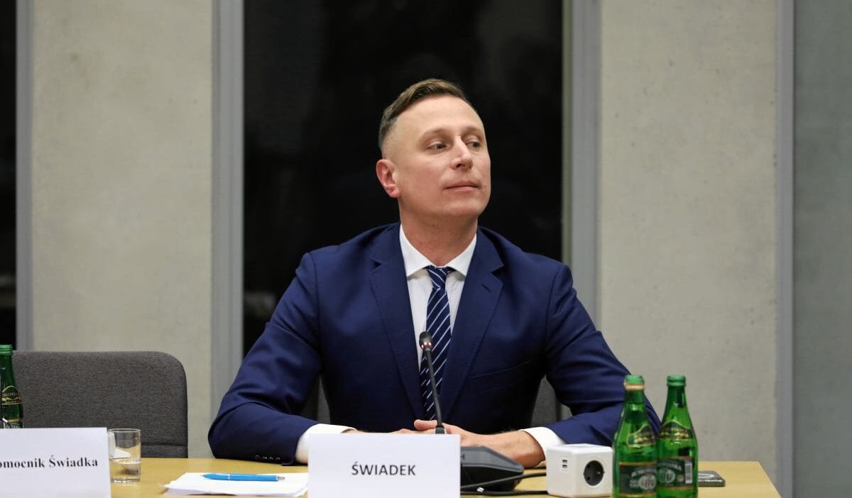 Kaczynski brejza ya karsi sanirim icinde bir parca onur kalmistir 11358