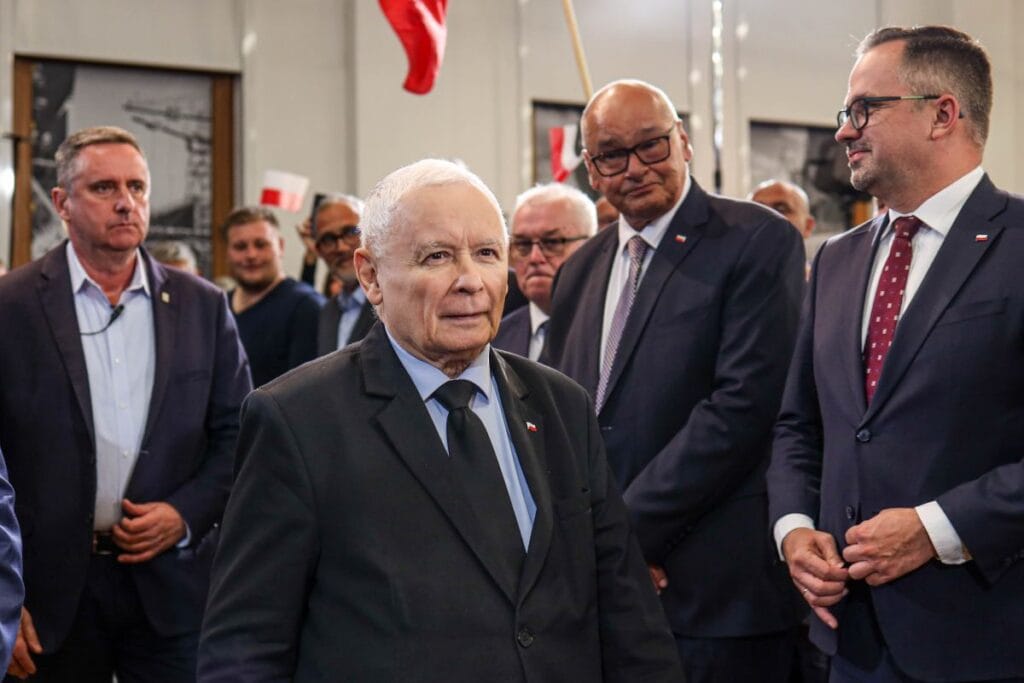 kaczynski yuruyusu duyurdu en tehlikeli tehlikeleri onlemek icin 12634