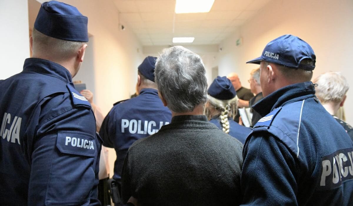 Karar kesinlesmistir curia nin kizlara verdigi zarar icin odeyecegi miktar bu kadar 10118