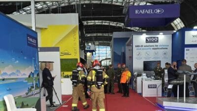 Kielce'deki mspo'da bir i̇srail şirketinin standında kırmızı sıvı. İki kişi gözaltına alındı 4 Kielce deki mspo da bir i srail sirketinin standinda kirmizi sivi i ki kisi gozaltina alindi 8906