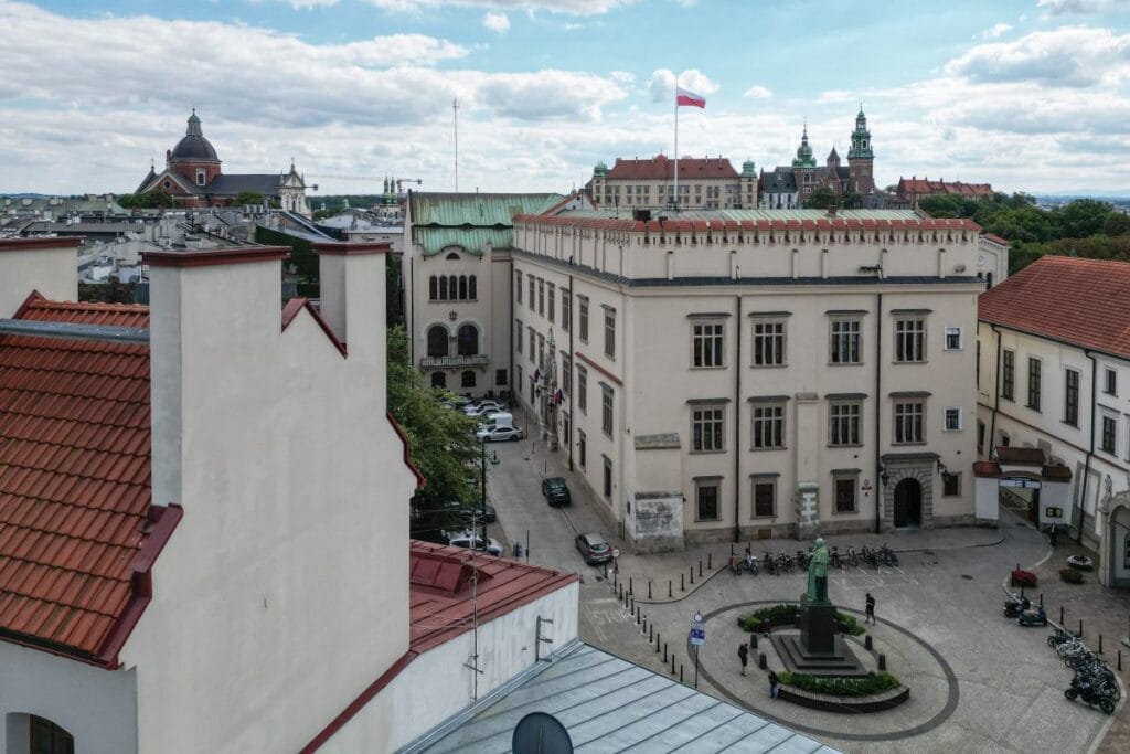 krakow da tehlikeli olay baska bir sinir gecisi bir tur saldirganlik 10827