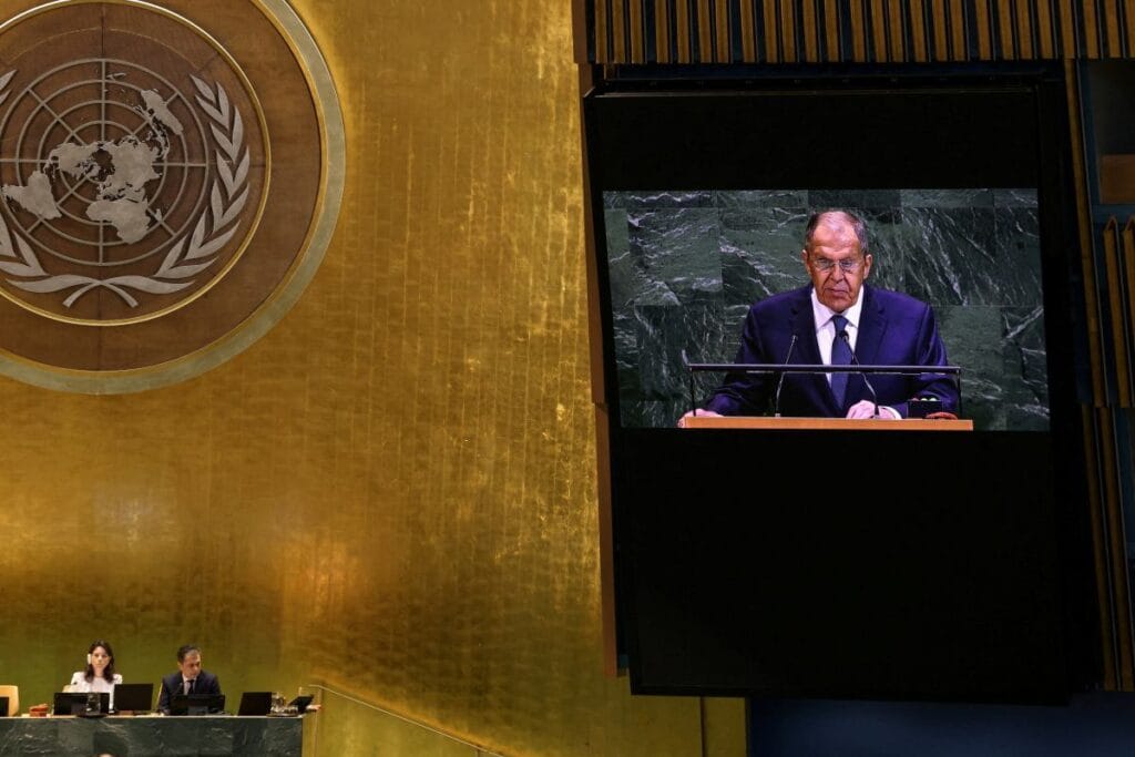 lavrov bm ye tehditler savurdu diplomatlardan anlamli bir hamle 13601