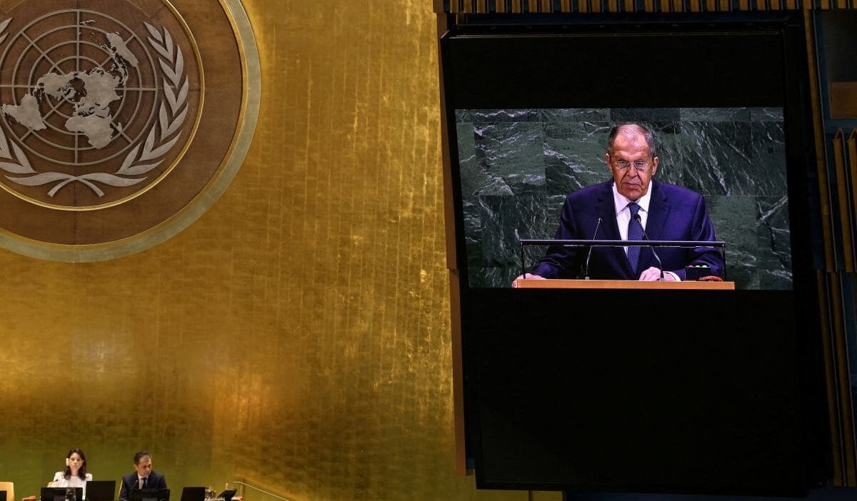 Lavrov bm ye tehditler savurdu diplomatlardan anlamli bir hamle 13601