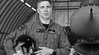 Maciej slab krakowian in cenazesi f 16 pilotu olumunden sonra terfi ettirildi 9284