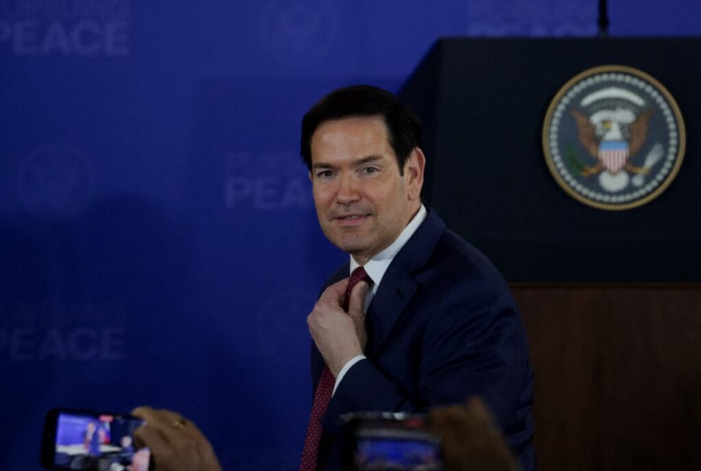 marco rubio sikorski ile tanistiktan sonra cok mutlu oldu bu bir onurdu 8681