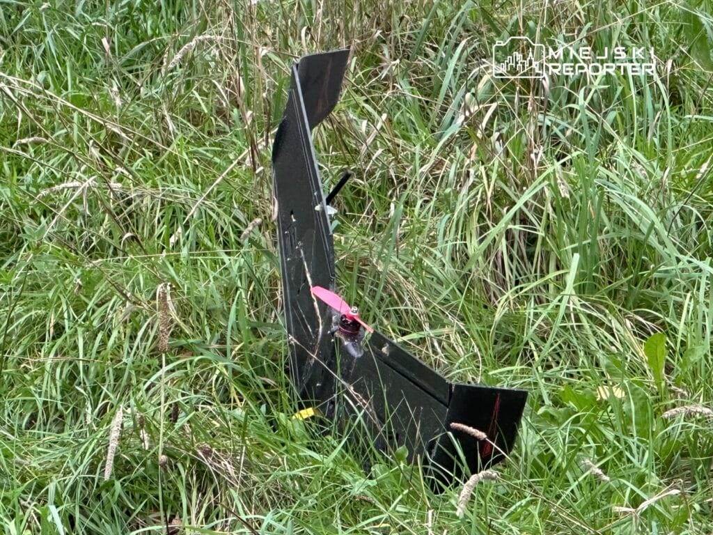 masuria da bir tarlada tanimlanamayan bir nesne bulundu 12208