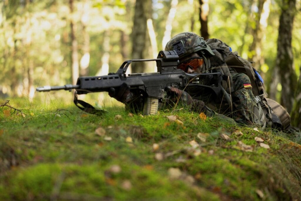 medya almanya savasa hazirlaniyor bakan planini acikladi 9683