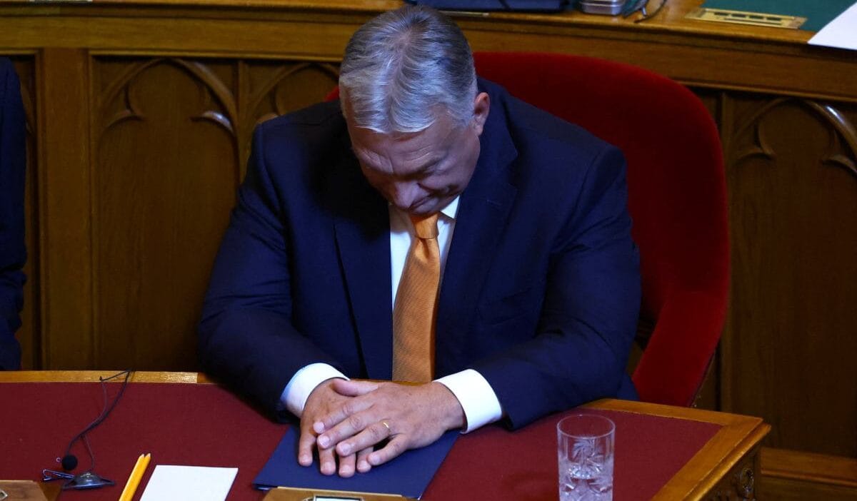 Medya: brüksel orban konusunda bir 'boşluk' arıyor. Onu önemli bir karar vermekten alıkoymak istiyor 1 Medya bruksel orban konusunda bir bosluk ariyor onu onemli bir karar vermekten alikoymak istiyor 13532