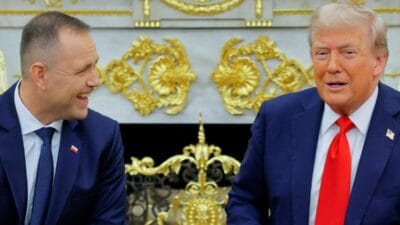 Medya disisleri bakanligi trump nawrocki gorusmesinden sonra gizli bir not aldi cenckiewicz etrafindaki tartismalar 9932