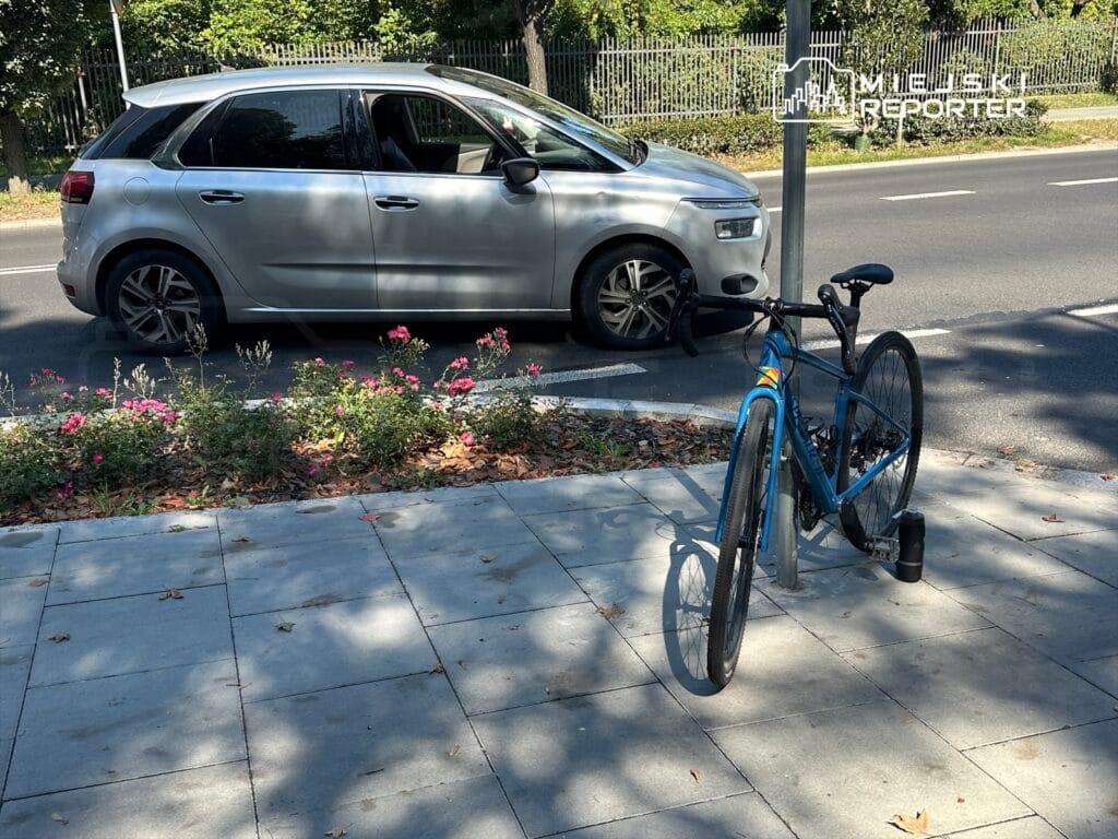 mokotow da bir bisikletli ile carpisma sarhos surucu 9083