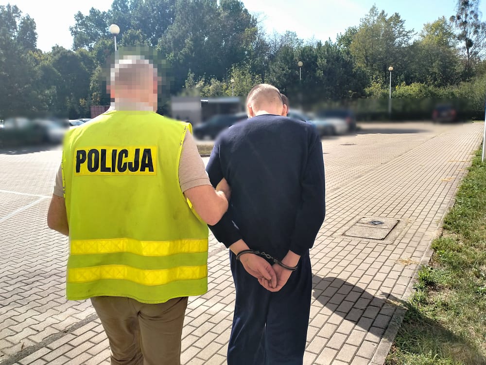 mutfak havaniyla adama saldirdi ve saatini caldi mahkeme gecici olarak tutukladi 13808