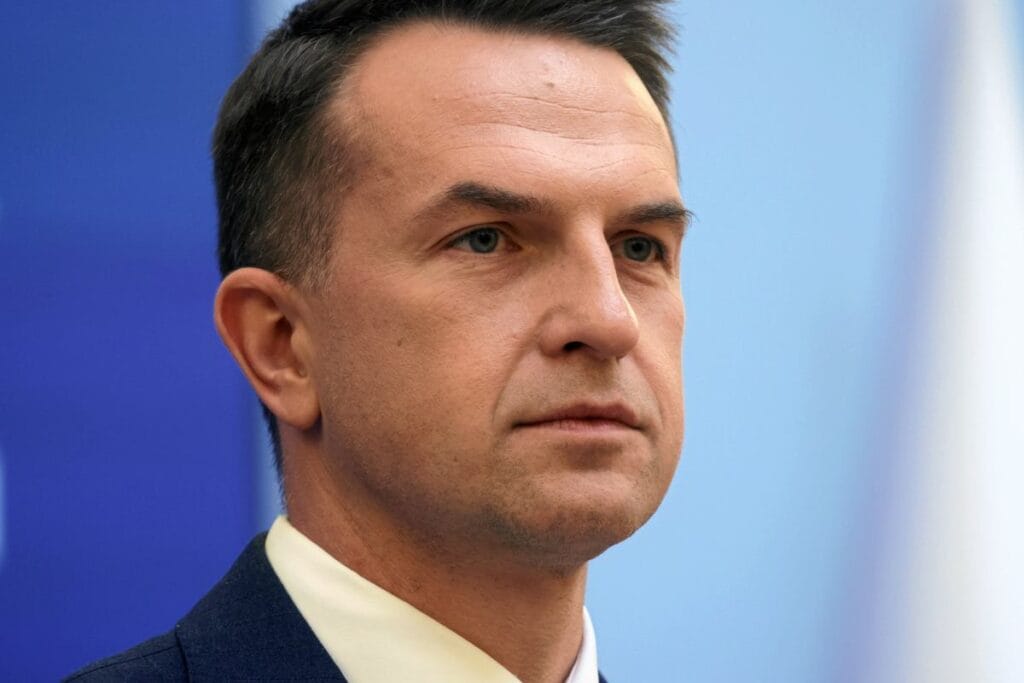 nato 4 maddeyi tetikledi polonya hukumetinden teyit geldi 10274