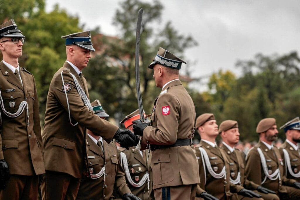 nato insansiz hava araci olayini rusya nin bir saldirisi olarak gormuyor 10223