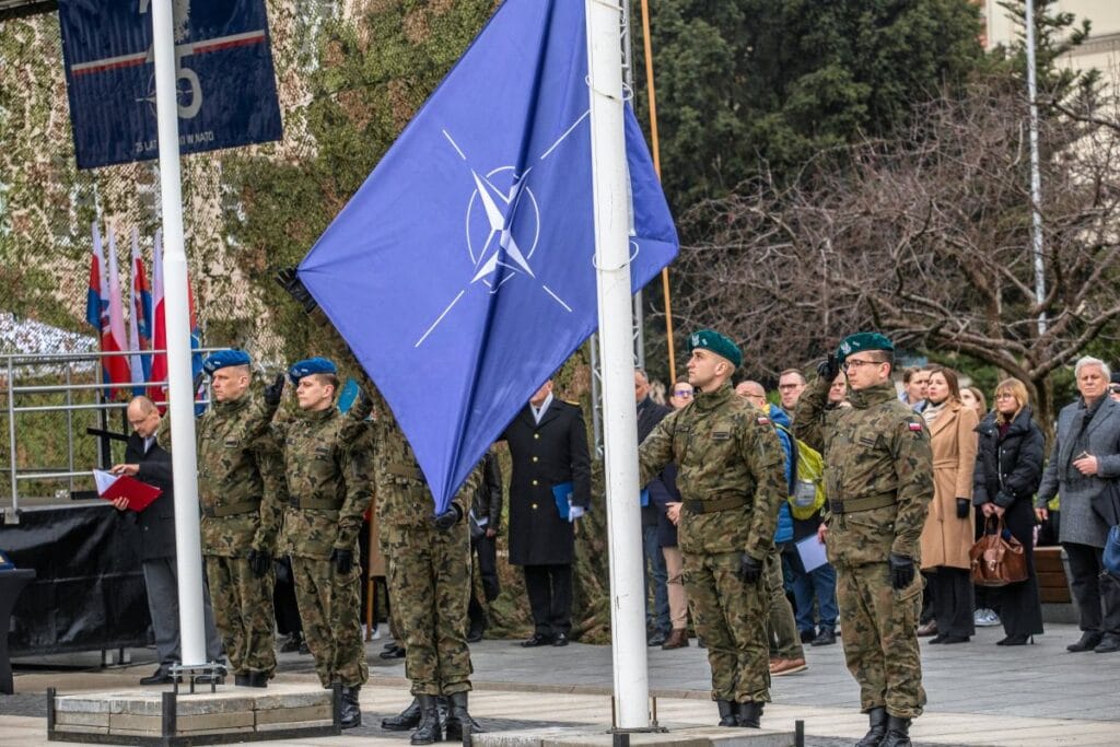 nato madde 4 ve 5 ne anlama gelmektedir aralarindaki farklar nelerdir ve ne zaman uygulamaya konulabilirler 10220