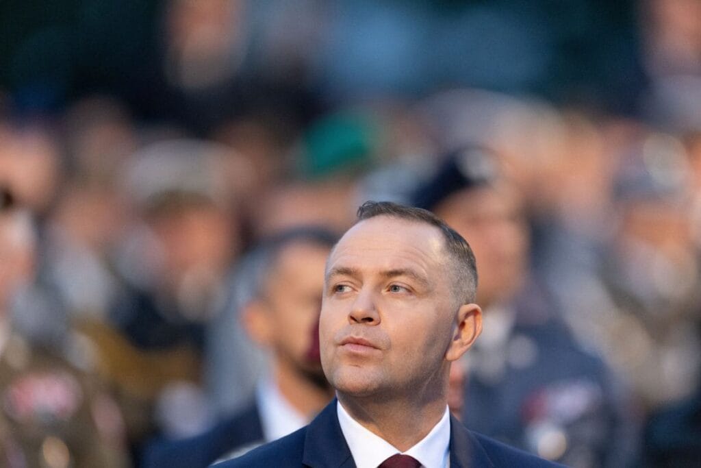 nawrocki geleneklerden vaz mi gecti basbakanlik yalanliyor disisleri bakanligi biz bir davet almadik 8552