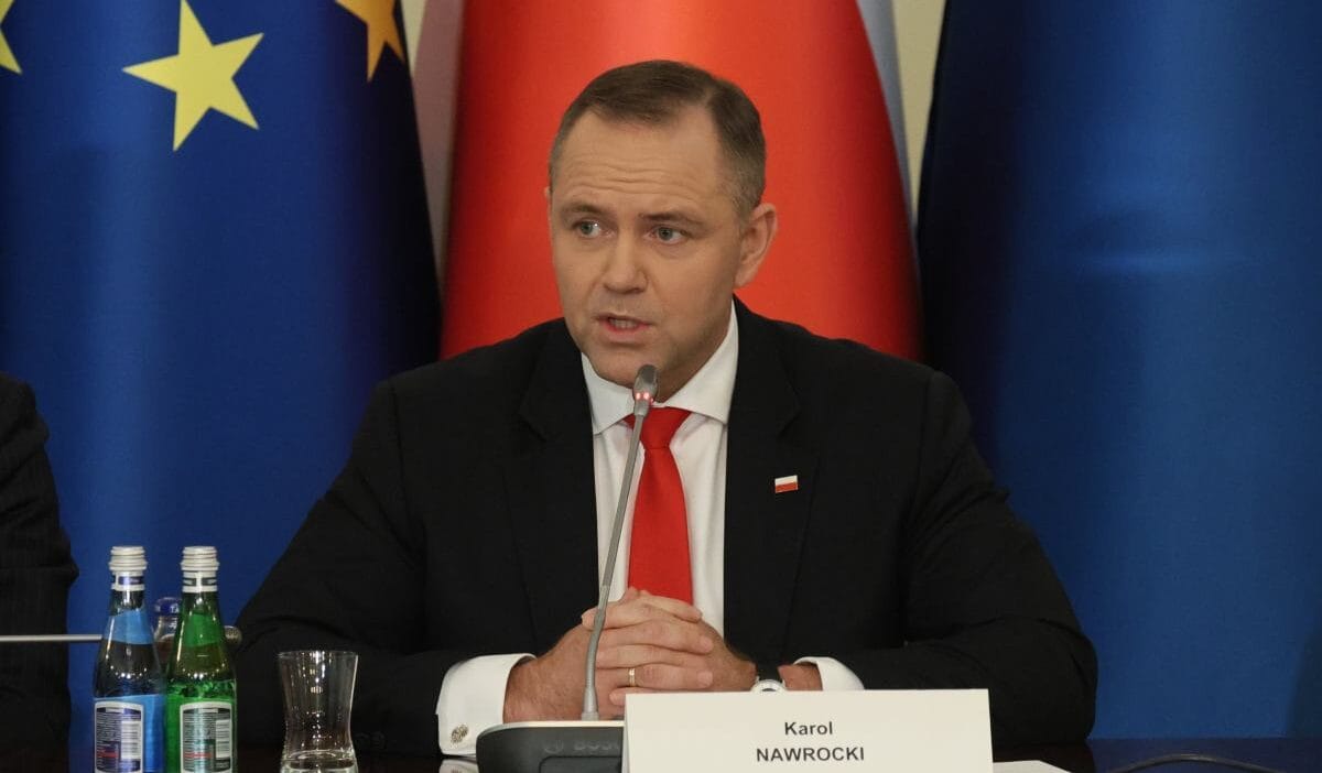 Nawrocki tusk hukumetini insansiz hava araclari konusunda ovdu biz bu sinavi gectik ayrica siyasi drama dan da bahsediyor 10608