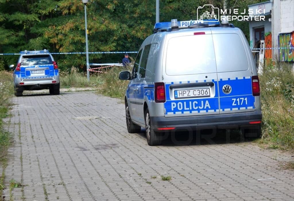 Okula zorla girildi dersler iptal edildi 13228