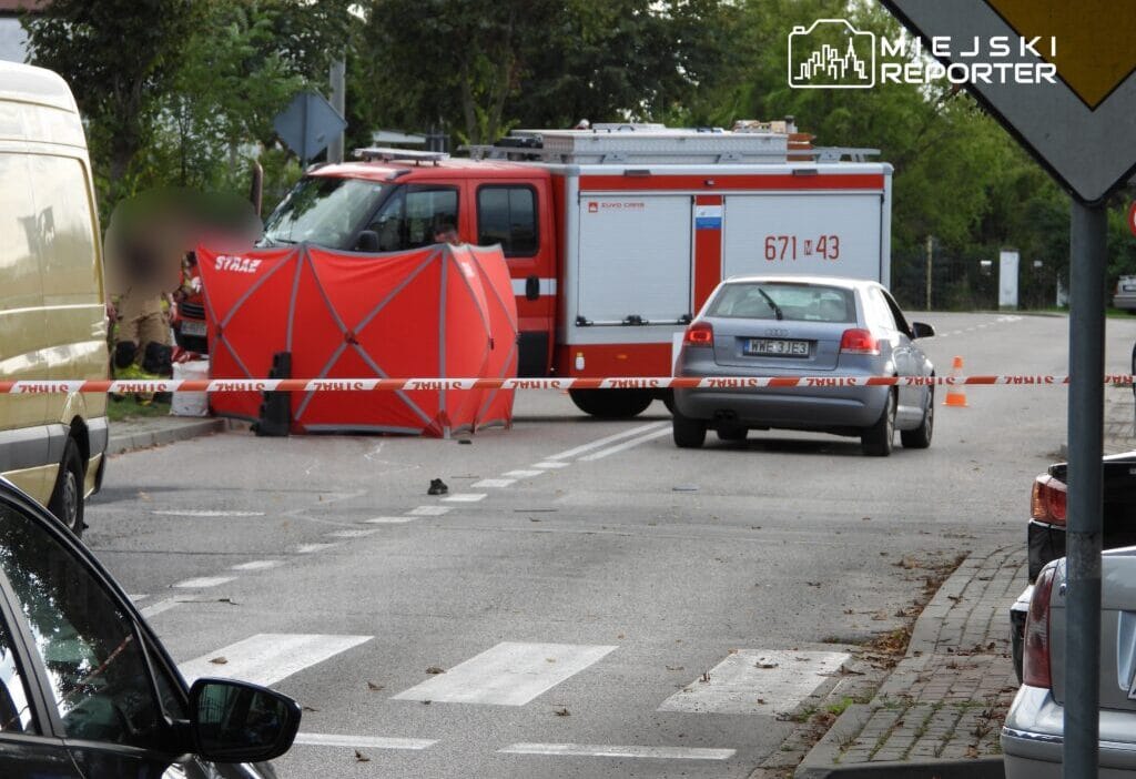 Okuldan ayrılan 20 yaşındaki bir sürücü emekli bir öğretmene çarparak ölümüne neden oldu. Sürücüye polis gözetimi uygulandı 1 Okuldan ayrilan 20 yasindaki bir surucu emekli bir ogretmene carparak olumune neden oldu surucuye polis gozetimi uygulandi 13460