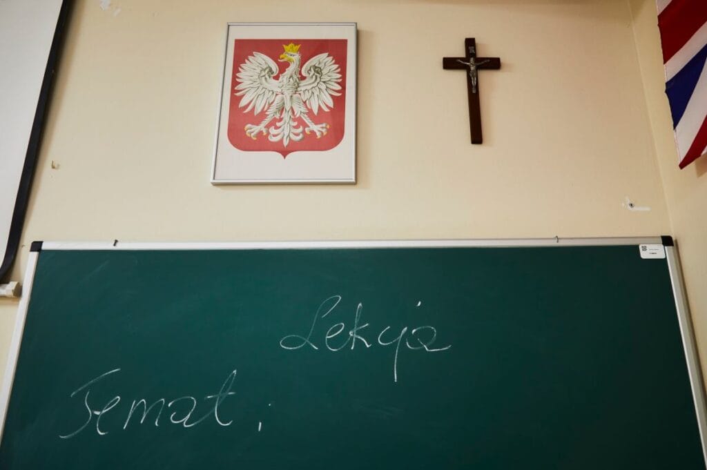 okullarda iki saat din dersi mi avrupa parlamentosu uyeleri projede bundan sonra ne yapilacagina karar veriyor 13291