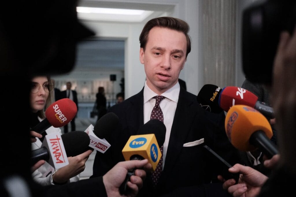 orban rusya ya yonelik yaptirimlari engelliyor bosak ab de zor bir oyun oynaniyor macarlar burada daha mantikli 11163