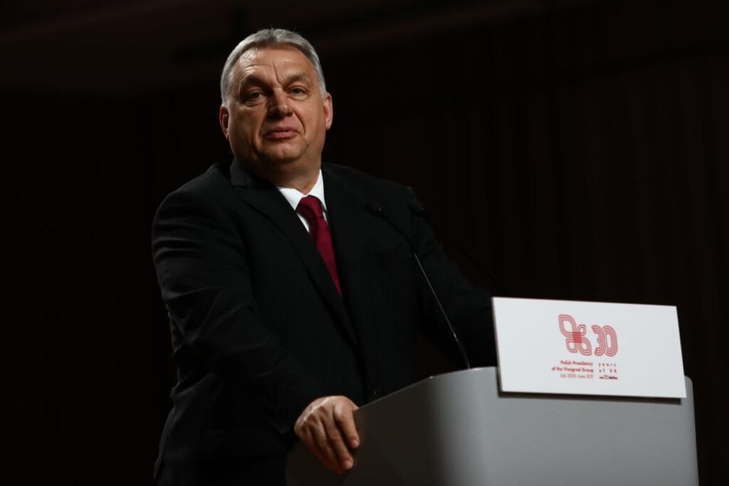 orban ukrayna nin kaderinin kacinilmaz bir sonuc gibi gorundugunu iddia ediyor ulkenin bolunmuslugune isaret etti 9779
