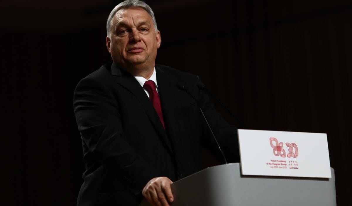 Orban ukrayna nin kaderinin kacinilmaz bir sonuc gibi gorundugunu iddia ediyor ulkenin bolunmuslugune isaret etti 9779