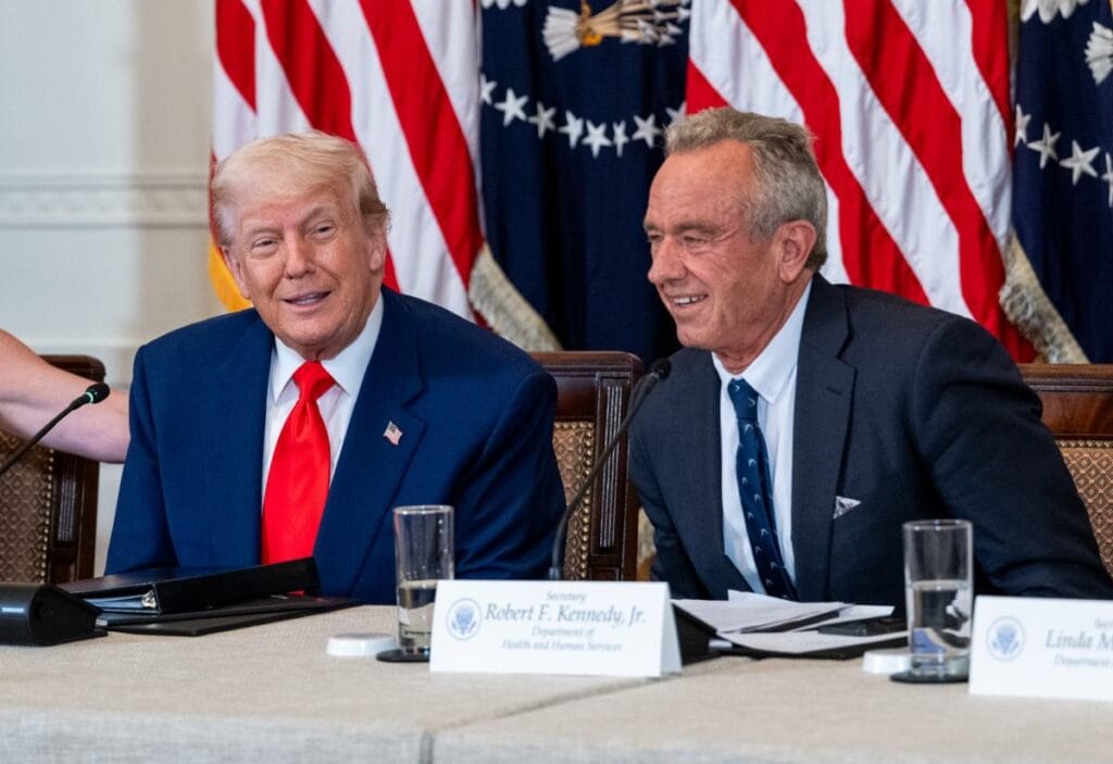 otizm kontrolden cikti trump sebebini bildigini iddia ediyor bilinen bir ilaca bagliyor 12700