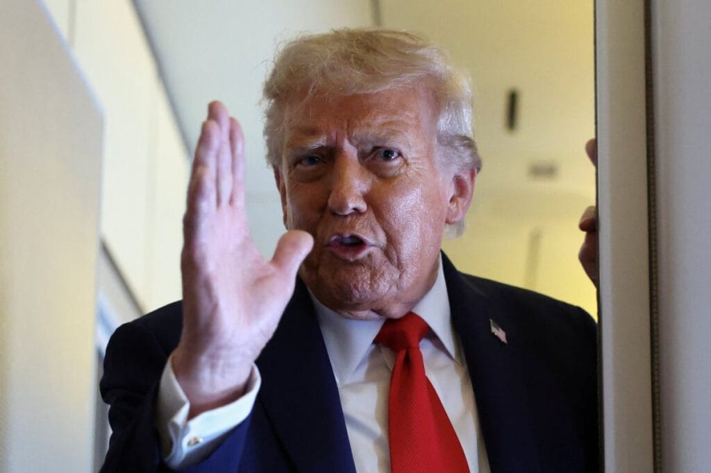 pap gazetecilerini savunuyor trump in sozlerinin cevirisindeki bir hata uzerine bir aciklama yapildi 12060