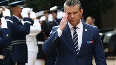 Pentagon da gizli bir toplanti pete hegseth acilen yuzlerce generali cagirdi 13132