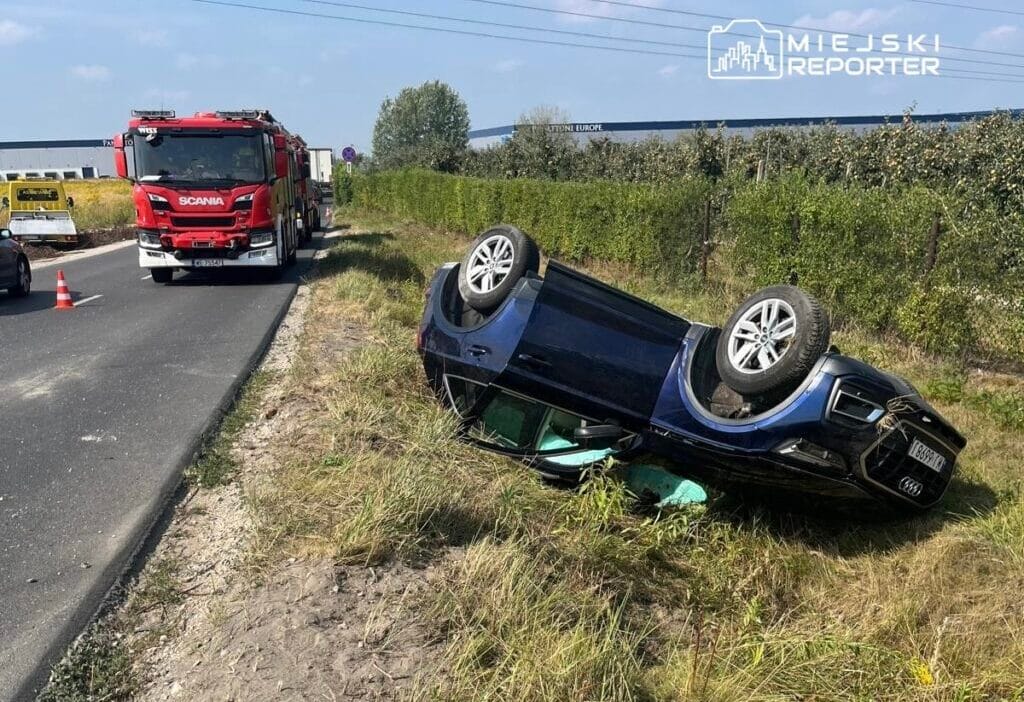 Peugeot ile çarpışan audi tavan yaptı. Sürücü önceliğe zorlandı 1 Peugeot ile carpisan audi tavan yapti surucu oncelige zorlandi 8675