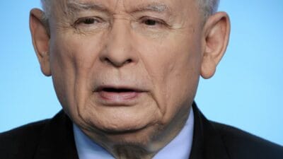 Pis icinde yapilan bir anketin sonuclarini acikladilar kaczynski cok ofkeli 8183