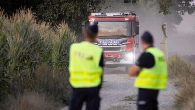 Polis: mantar toplayıcıları drone benzeri nesnelerin parçalarını buldu 3 Polis mantar toplayicilari drone benzeri nesnelerin parcalarini buldu 12276
