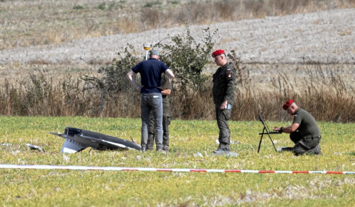 Polonya nin savunmasi icin ezici bir degerlendirme cok etkileyici bir basari degil 10298