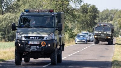 Polonya uzerinde rus insansiz hava araclari belarus da ulke uzerindeki insansiz hava araclarinin dusuruldugunu dogruladi 10238