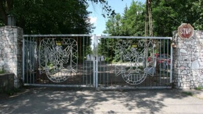 Rmf fm bir rus insansiz hava araci bir bolgesel savunma kuvvetleri biriminin topraklarina dustu 10352