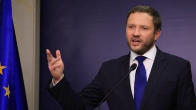 Rus savas ucaklari bir nato ulkesinin hava sahasini ihlal etti benzeri gorulmemis derecede kustah olay 12054